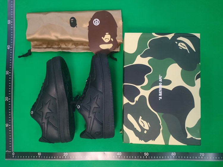Zdjęcie QC 2 z 2 — BAPE STA Sneakers [40 styles]
