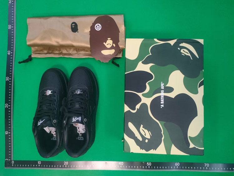 Zdjęcie QC 1 z 2 — BAPE STA Sneakers [40 styles]
