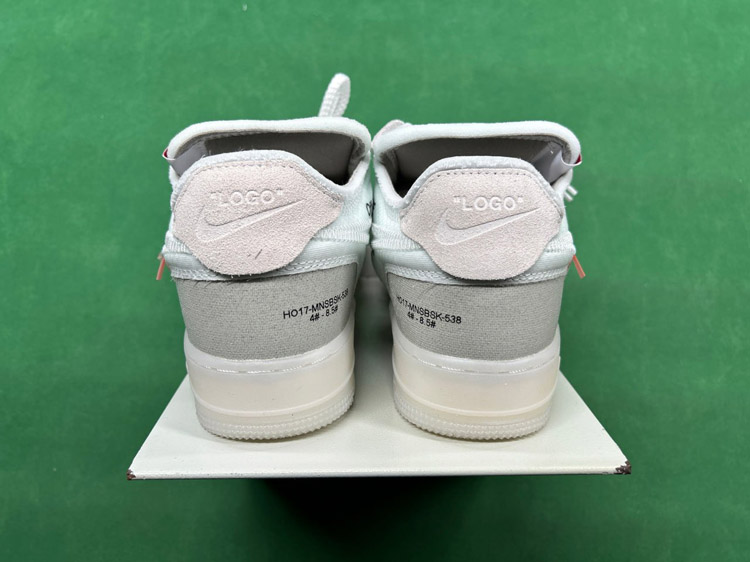Zdjęcie QC 4 z 6 — Nike Air Force 1 Off-White Collaboration Sneakers