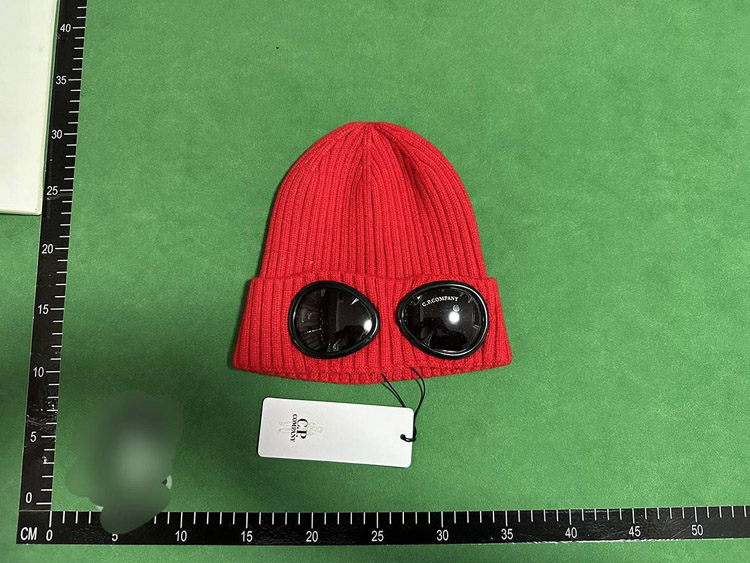 Zdjęcie QC 2 z 6 — C.P. Company Goggle Beanie [6 styles]