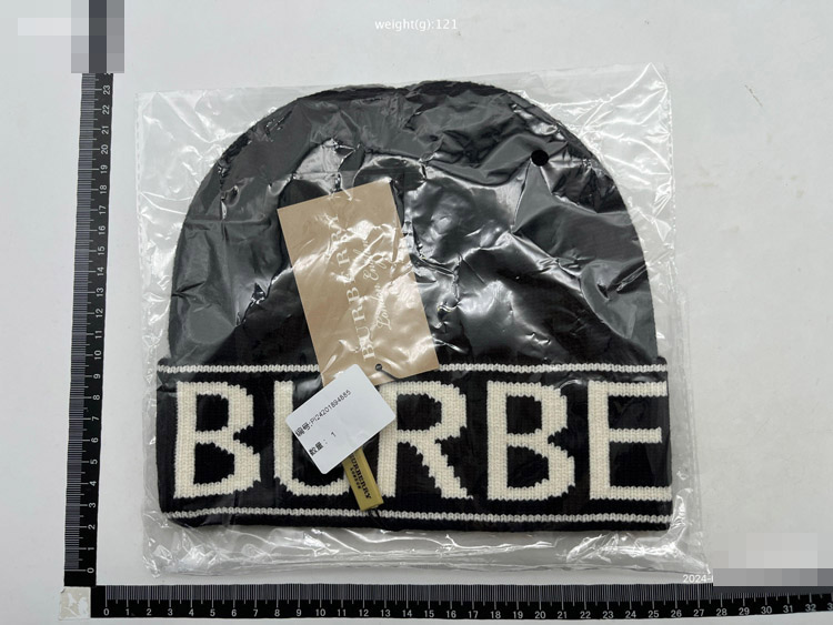 Zdjęcie QC 1 z 3 — Burberry Logo Knit Beanie [5 styles]