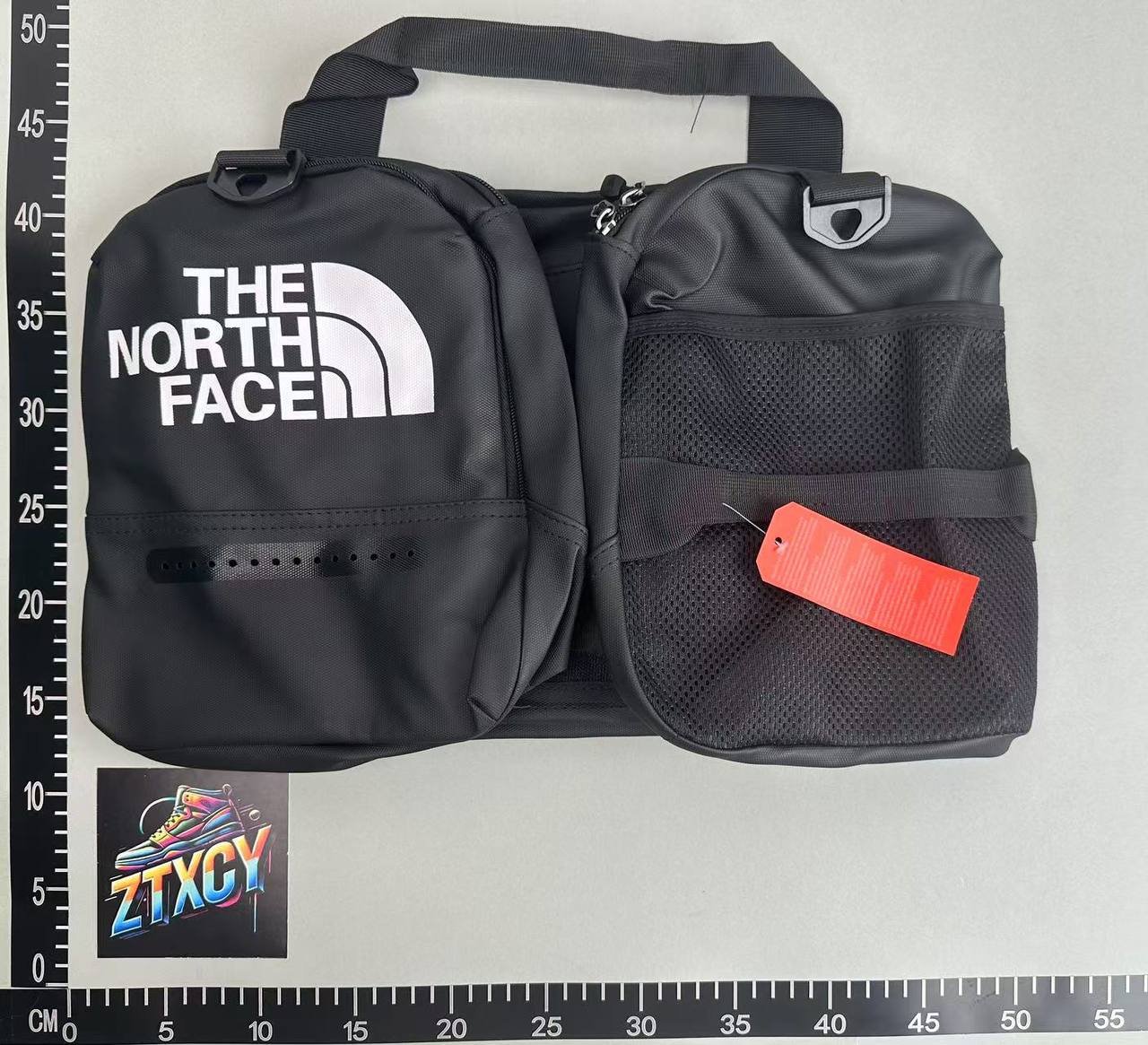 Zdjęcie QC 1 z 1 — The North Face Utility Bags [39 styles]