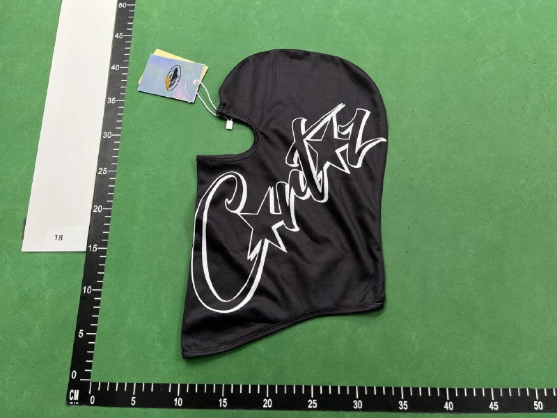 Zdjęcie QC 1 z 1 — Crüx Signature Logo Beanie Hats [31 styles]