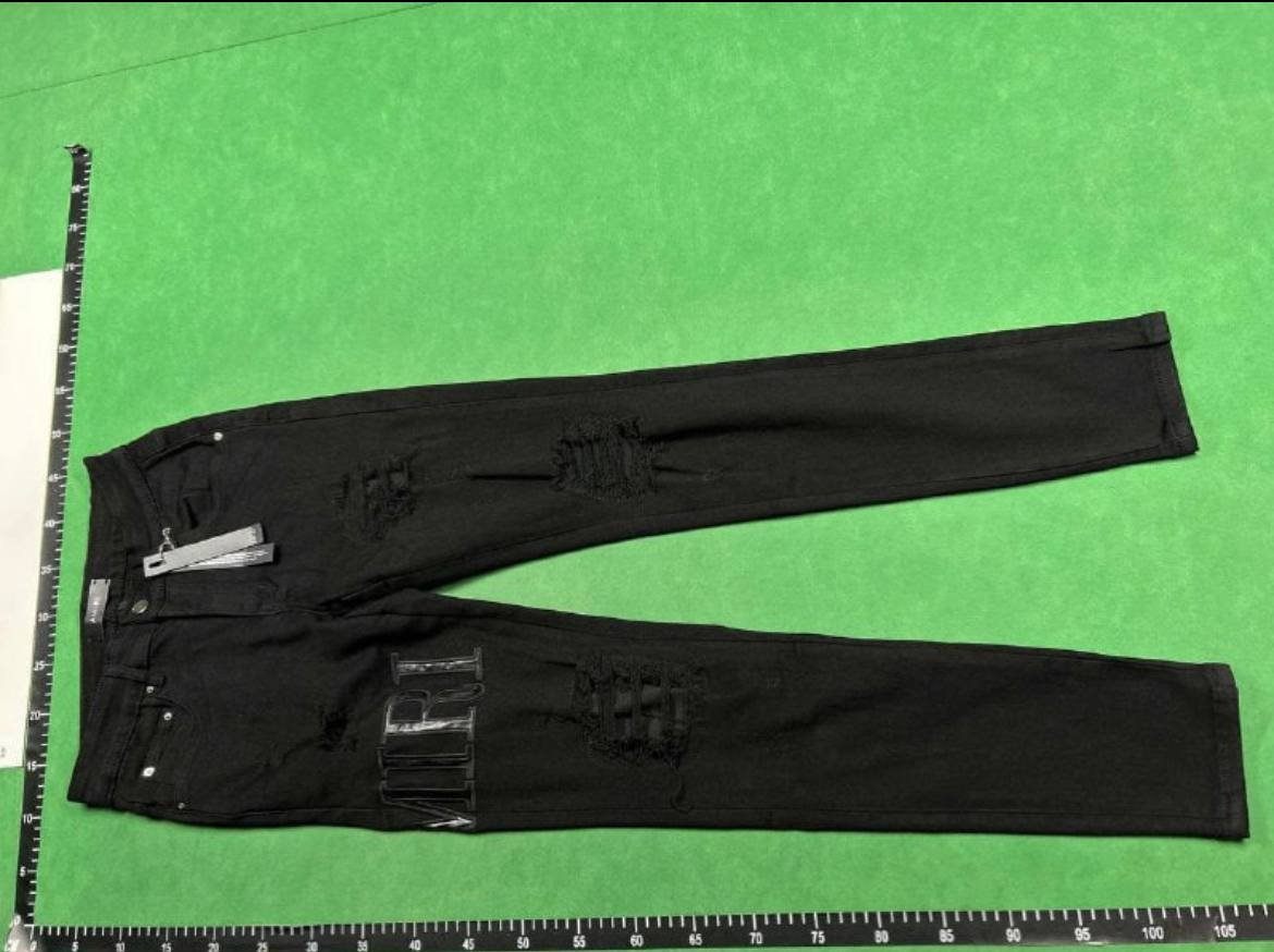 Zdjęcie QC 1 z 1 — Amiri Distressed Denim Jeans [40 styles]