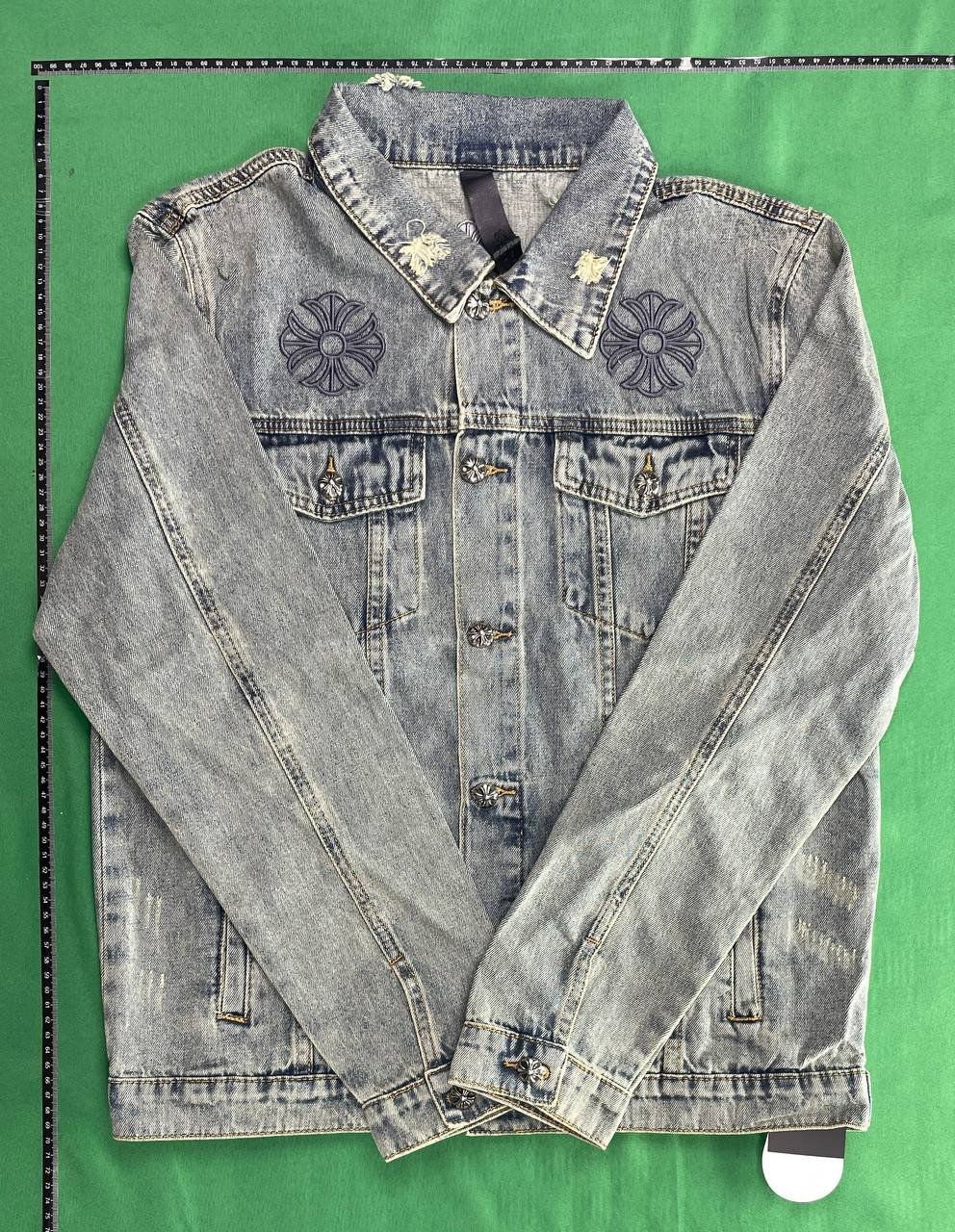 Zdjęcie QC 1 z 1 — Chrome Hearts Distressed Denim Jacket