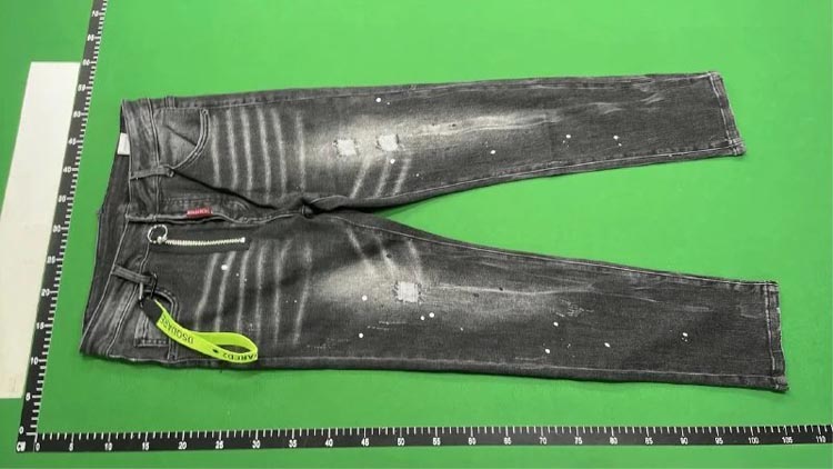 Zdjęcie QC 1 z 3 — DSQUARED2 ICON Distressed Denim Jeans [28 styles]