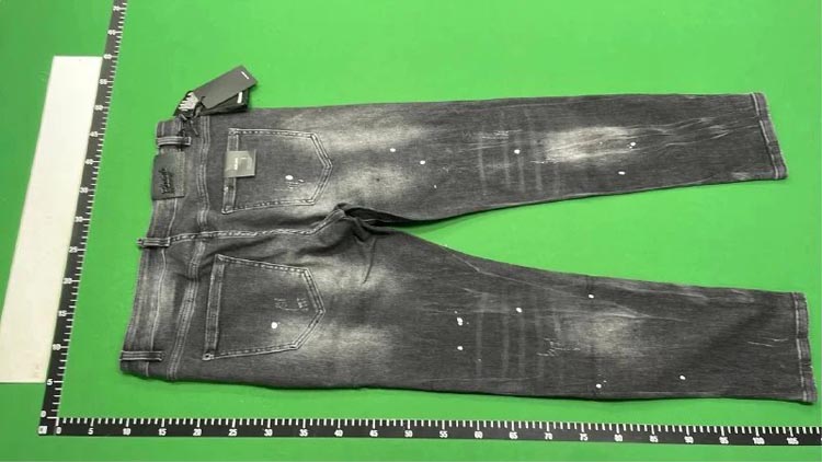 Zdjęcie QC 2 z 3 — DSQUARED2 ICON Distressed Denim Jeans [28 styles]