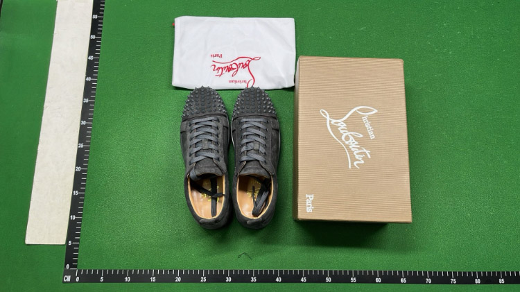Zdjęcie QC 6 z 6 — Christian Louboutin Louis Spikes Sneakers [11 styles]