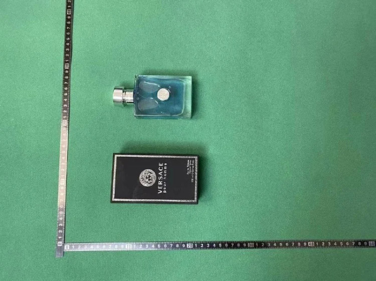 Zdjęcie QC 2 z 2 — Yves Saint Laurent Y Eau de Parfum [32 styles]