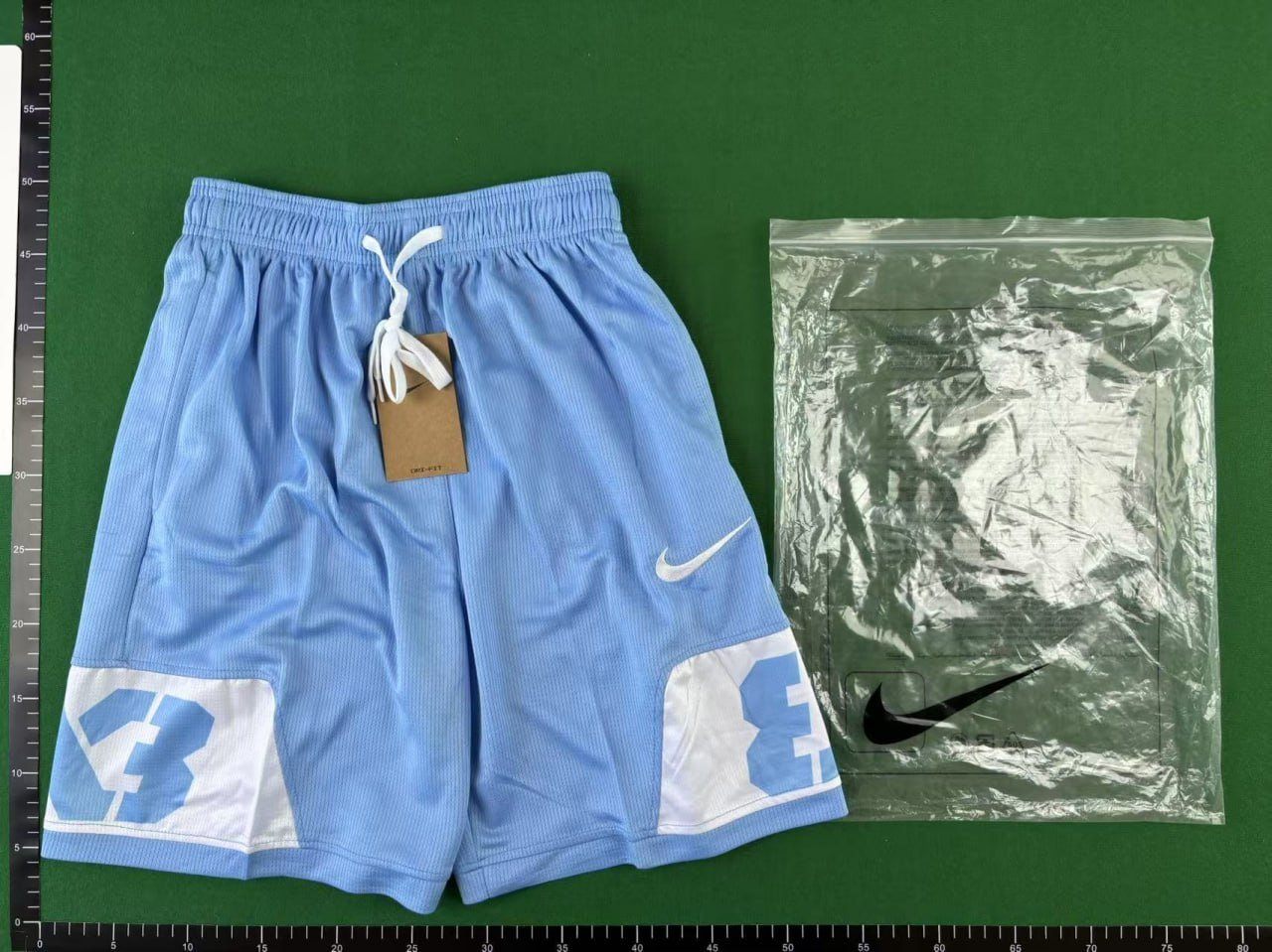 Zdjęcie QC 1 z 1 — Nike Breathe Basketball Shorts North Carolina Tar Heels [10 styles]