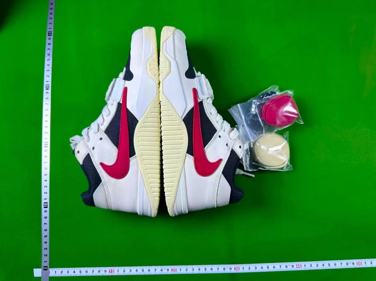 Zdjęcie QC 2 z 2 — Nike Travis Scott Cactus Jack Air Force 1 Low 'Reverse Mocha' Sneakers [6 styles]