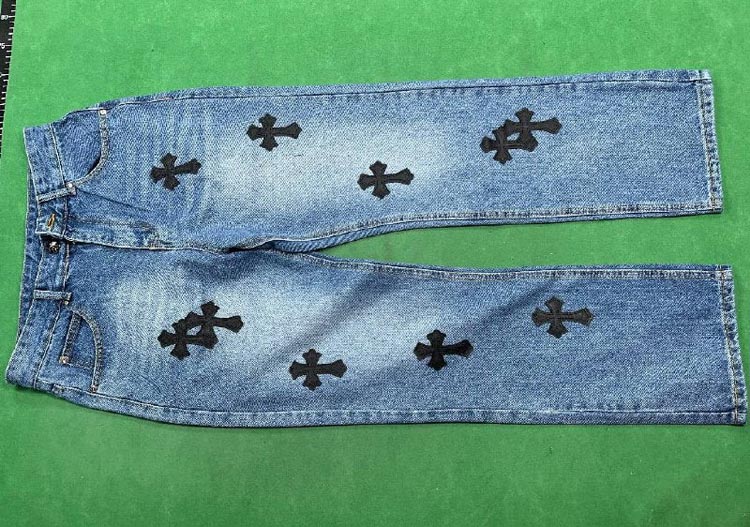 Zdjęcie QC 4 z 4 — Chrome Hearts Cross-Embroidered Straight-Leg Jeans [20 styles]
