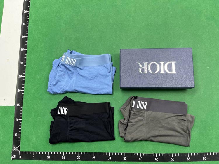 Zdjęcie QC 3 z 4 — Dior Men's Boxer Briefs [29 styles]