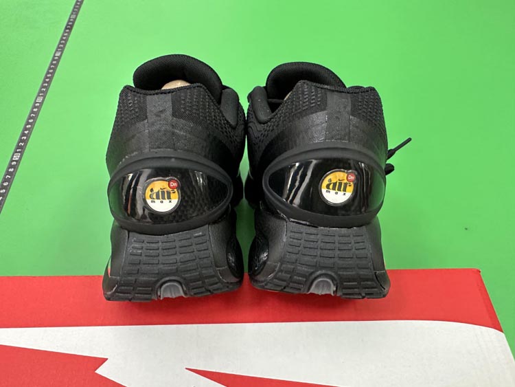 Zdjęcie QC 3 z 4 — Nike Air Zoom Tempo NEXT% Sneakers [12 styles]