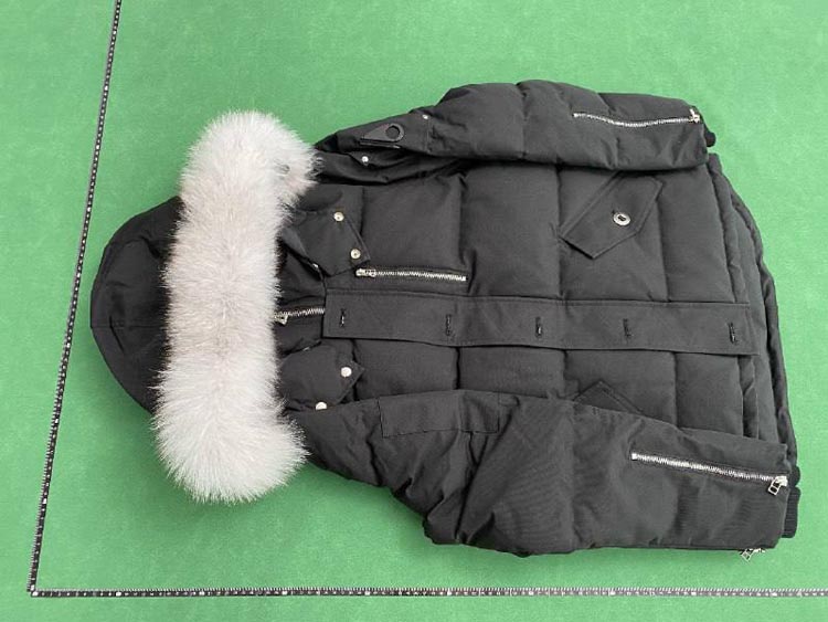Zdjęcie QC 2 z 3 — Canada Goose Expedition Parka Jacket [21 styles]