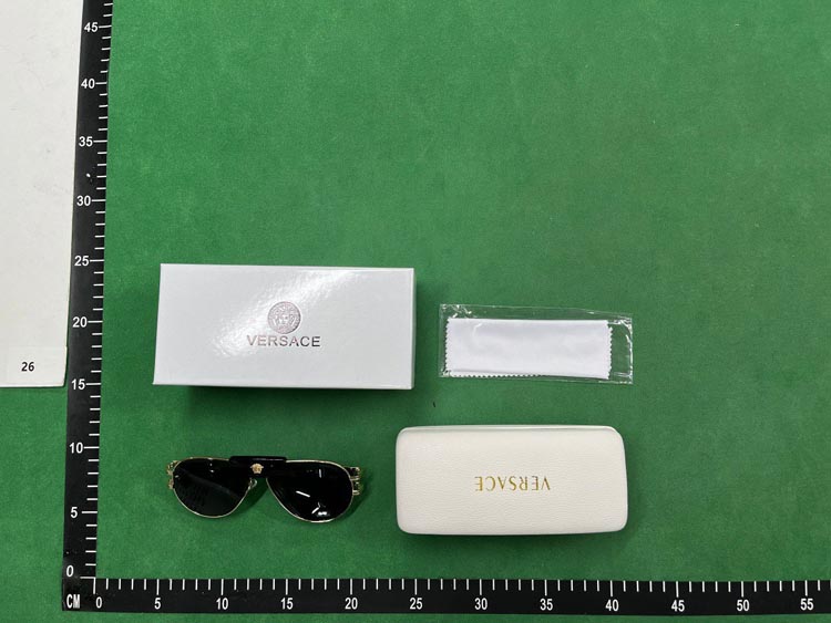 Zdjęcie QC 2 z 3 — Versace Medusa Icon Sunglasses [30 styles]