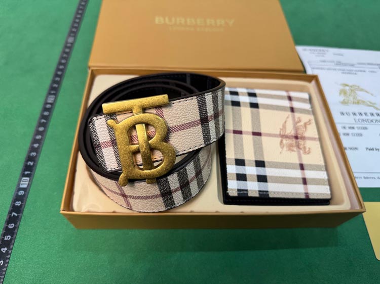 Zdjęcie QC 1 z 3 — Burberry Horseferry Check Belt [40 styles]