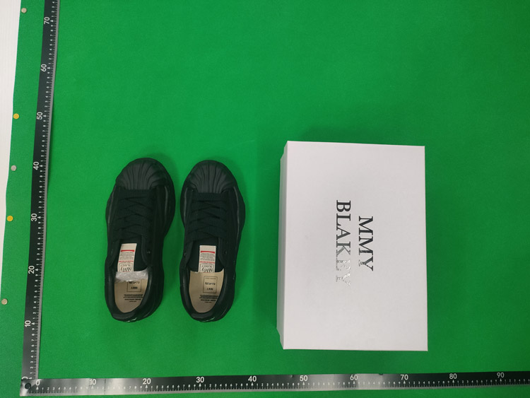Zdjęcie QC 1 z 2 — MAYA B22 Sneakers [13 styles]