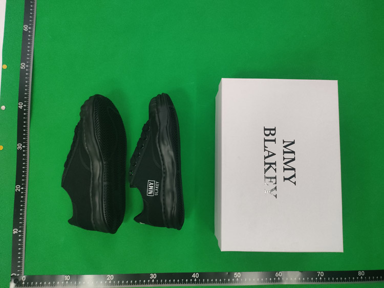 Zdjęcie QC 2 z 2 — MAYA B22 Sneakers [13 styles]