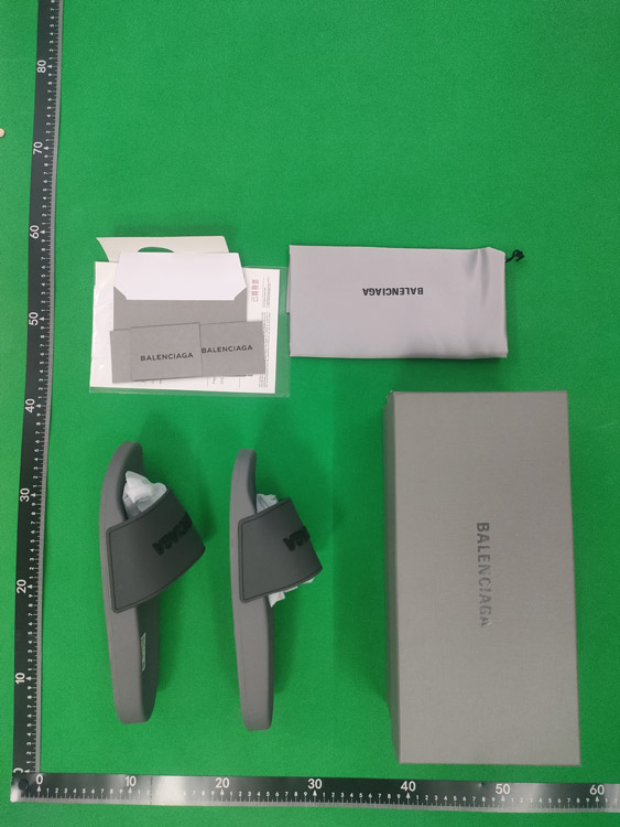 Zdjęcie QC 1 z 3 — Balenciaga Arena Slide Sandals [15 styles]