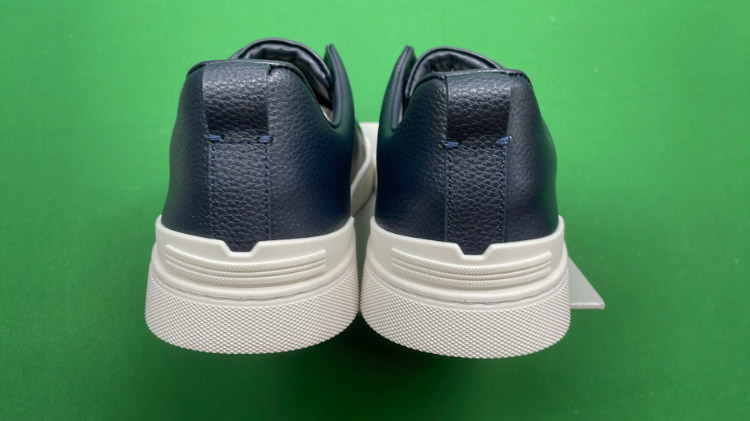 Zdjęcie QC 7 z 8 — Prada Cleated Slip-On Sneakers [20 styles]