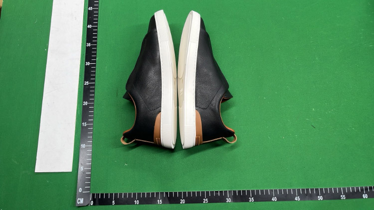 Zdjęcie QC 1 z 8 — Prada Cleated Slip-On Sneakers [20 styles]