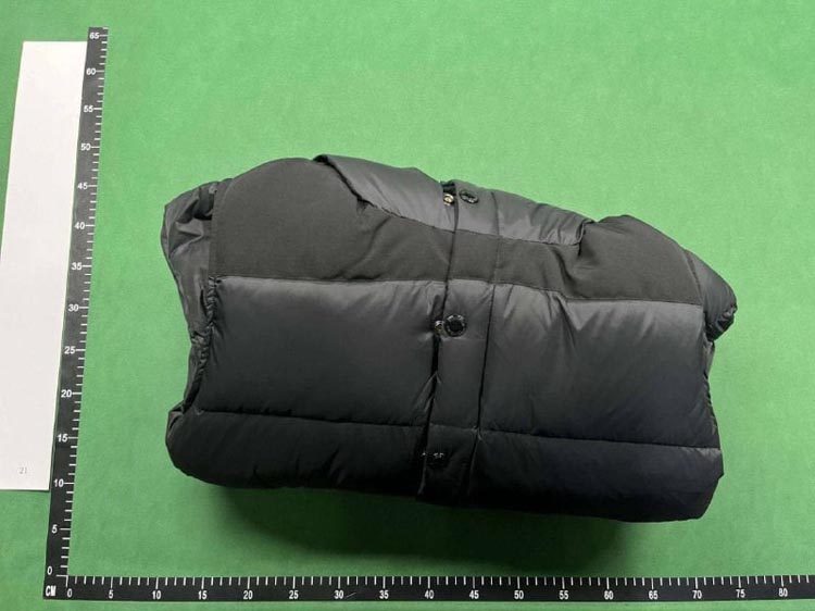Zdjęcie QC 4 z 4 — Burberry Check-Lined Hooded Puffer Jacket