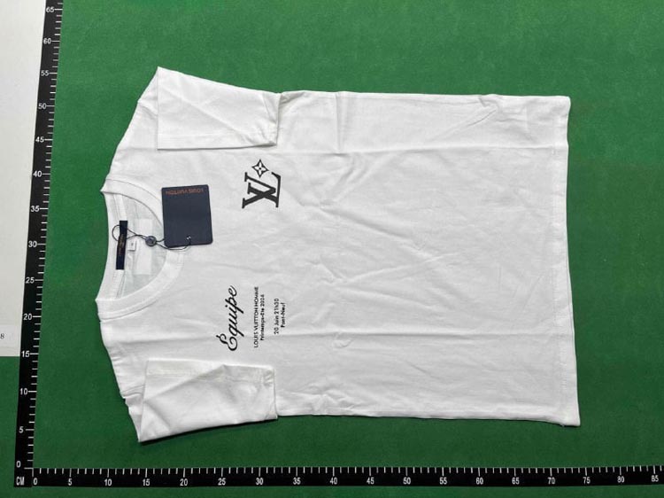 Zdjęcie QC 4 z 4 — Louis Vuitton Graffiti LV T-Shirt [40 styles]