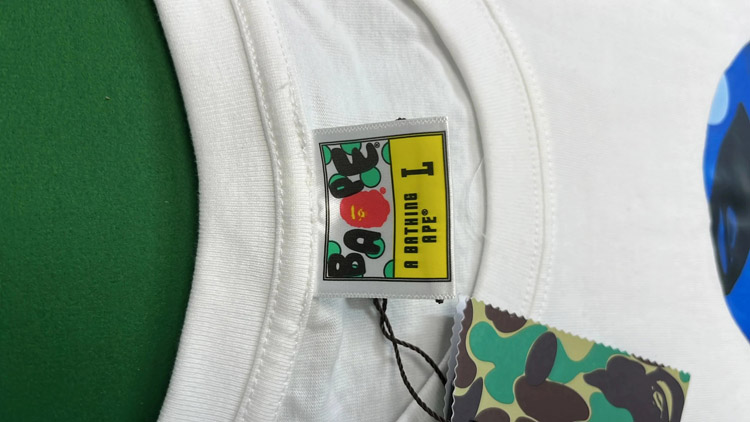 Zdjęcie QC 3 z 4 — A BATHING APE ABC Camo & Logo T-Shirts [40 styles]