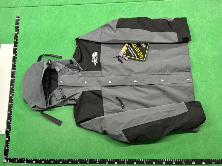 Zdjęcie QC 3 z 4 — The North Face Mountain Light Jacket [3 styles]