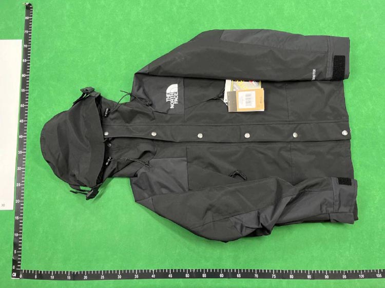 Zdjęcie QC 1 z 4 — The North Face Mountain Light Jacket [3 styles]