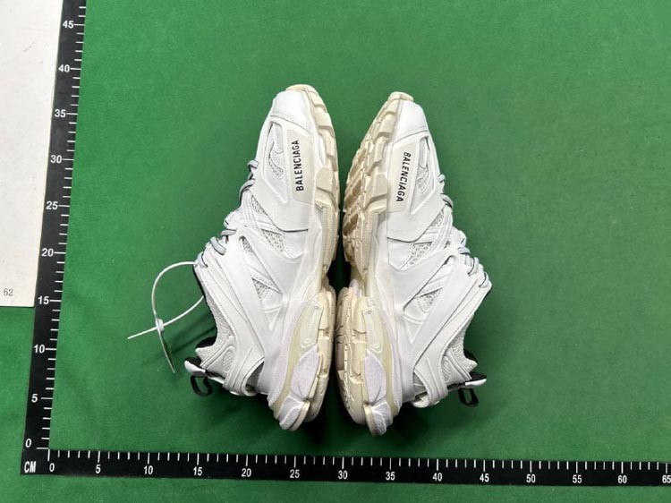 Zdjęcie QC 2 z 8 — Balenciaga Triple S Sneakers [12 styles]