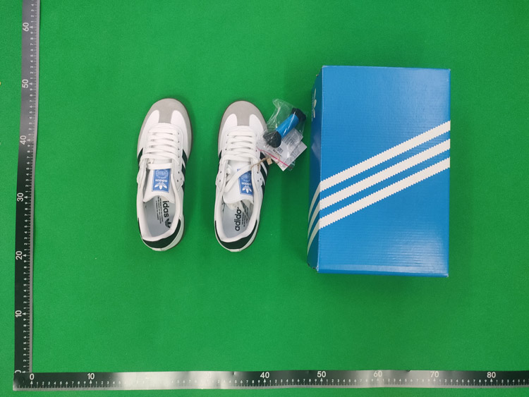 Zdjęcie QC 2 z 2 — Adidas Samba Sneakers [6 styles]