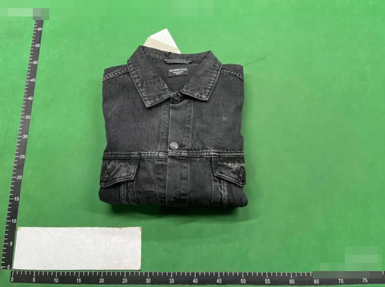 Zdjęcie QC 1 z 2 — Balenciaga Denim Trucker Jacket [25 styles]