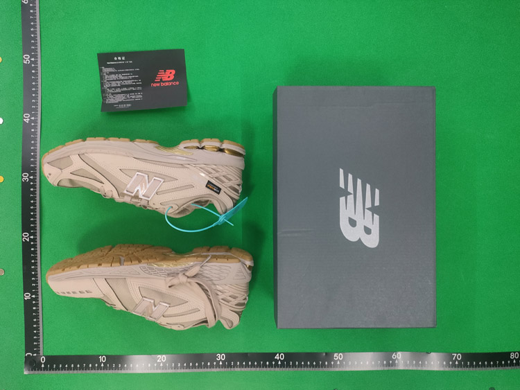 Zdjęcie QC 2 z 2 — New Balance 1906R Sneakers [14 styles]