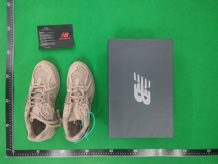 Zdjęcie QC 1 z 2 — New Balance 1906R Sneakers [14 styles]