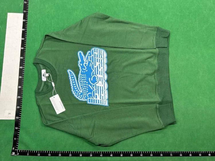Zdjęcie QC 2 z 4 — Lacoste Crocodile Graphic Sweatshirt [37 styles]