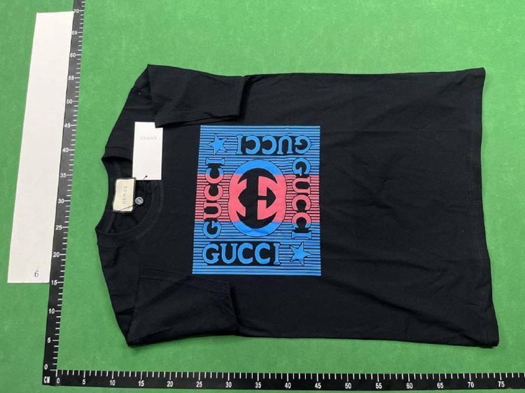 Zdjęcie QC 3 z 4 — Gucci GG Supreme Logo T-Shirt [40 styles]