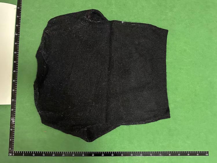 Zdjęcie QC 1 z 3 — AMIRI Logo Knit Sweaters [18 styles]