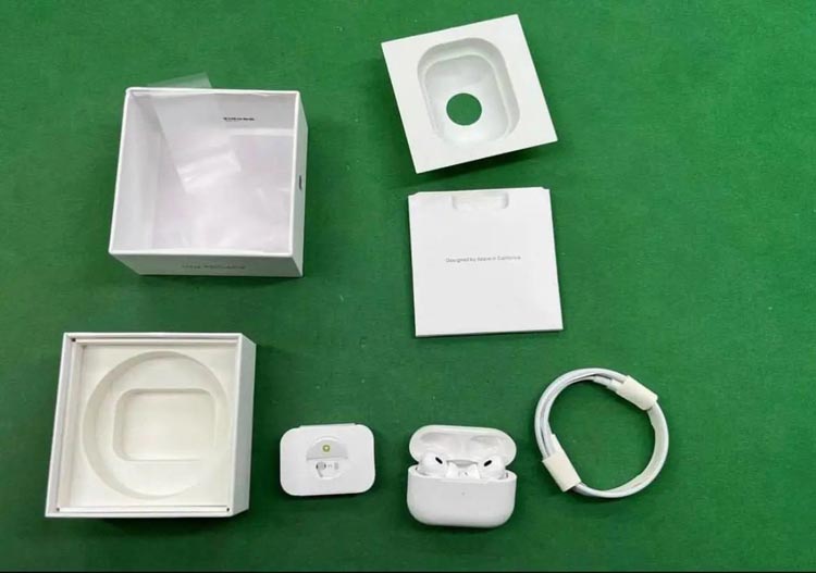 Zdjęcie QC 2 z 4 — Apple AirPods / AirPods Pro / AirPods 3 / AirPods Pro 2 [4 styles]