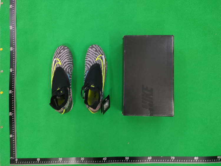 Zdjęcie QC 1 z 4 — Nike Mercurial Superfly / Adidas X Speedportal Soccer Cleats [38 styles]