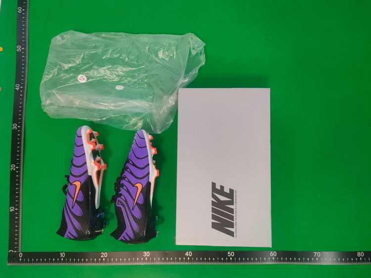 Zdjęcie QC 4 z 4 — Nike Mercurial Superfly / Adidas X Speedportal Soccer Cleats [38 styles]