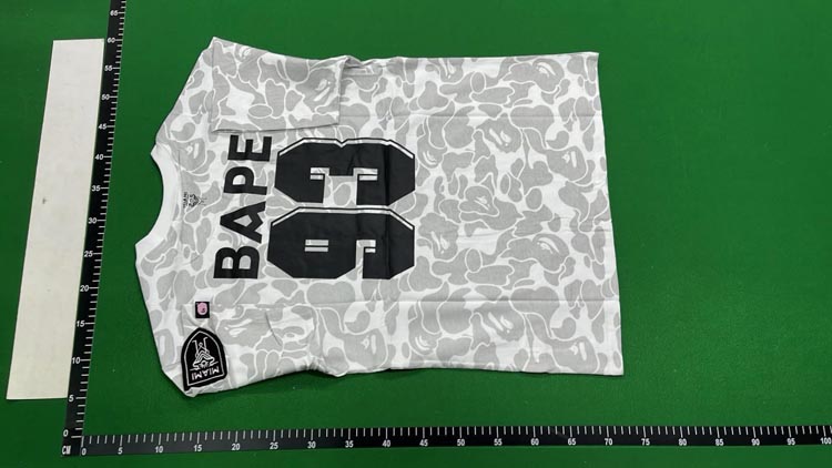 Zdjęcie QC 2 z 3 — BAPE x Inter Miami CF Camo T-Shirt [3 styles]