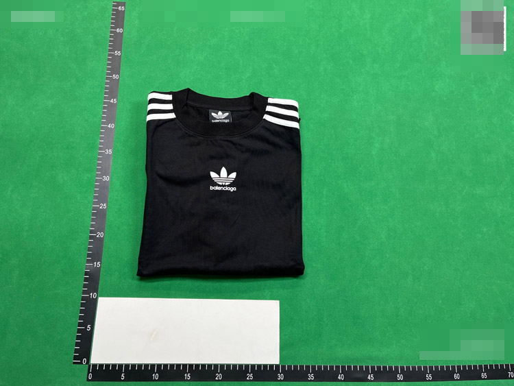 Zdjęcie QC 1 z 1 — Gucci x Adidas Originals Collaborative T-Shirts [21 styles]
