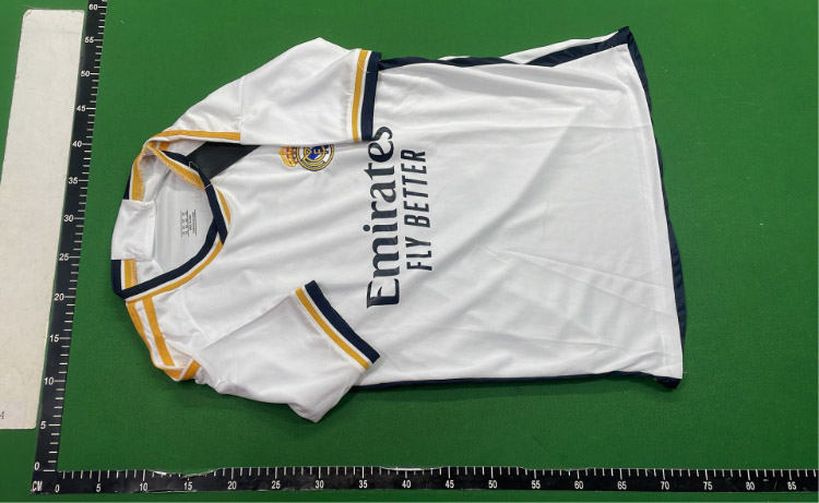 Zdjęcie QC 5 z 14 — Real Madrid 2023-24 Home Kit (Vini Jr. #7) Sports Jersey/Shorts/Socks/Shin Guards [33 styles]