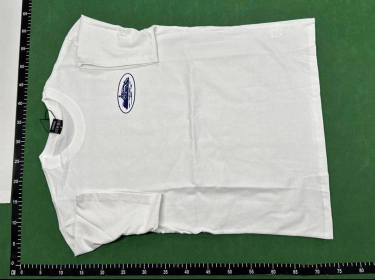 Zdjęcie QC 3 z 4 — Prada Re-Nylon Logo Shorts [39 styles]