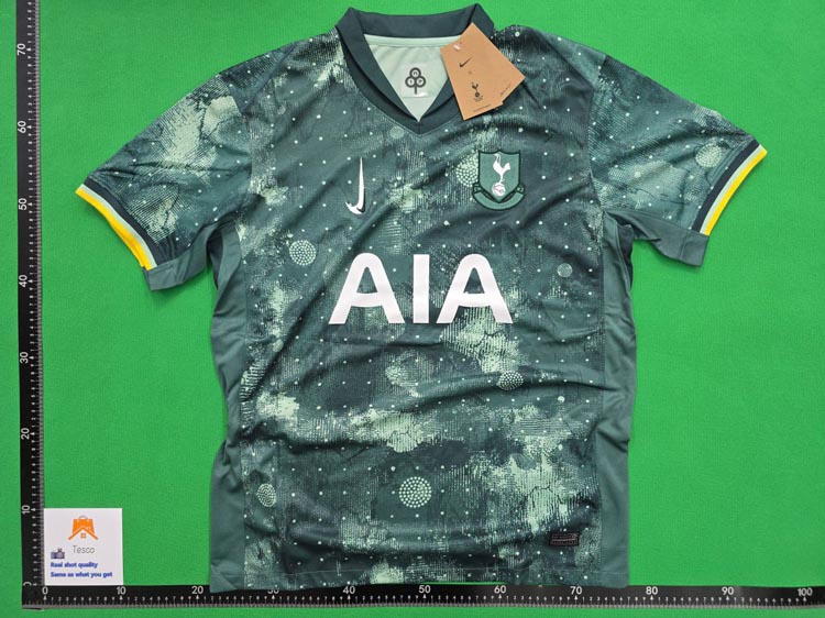 Zdjęcie QC 3 z 4 — Official-Style Football Club Sports Jerseys [40 styles]