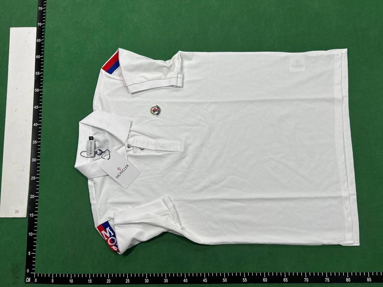 Zdjęcie QC 1 z 4 — Moncler Logo-Trim Polo Shirt [18 styles]
