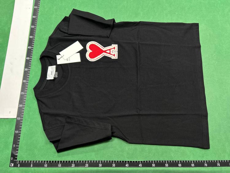 Zdjęcie QC 3 z 4 — Unbranded Floral Smile Face Graphic T-Shirt [39 styles]