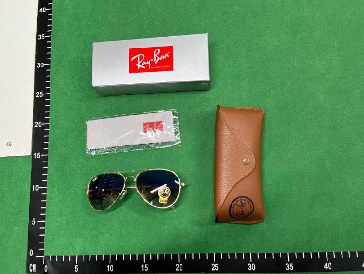 Zdjęcie QC 1 z 3 — Ray-Ban Wayfarer/Clubmaster/Aviator Sunglasses [36 styles]